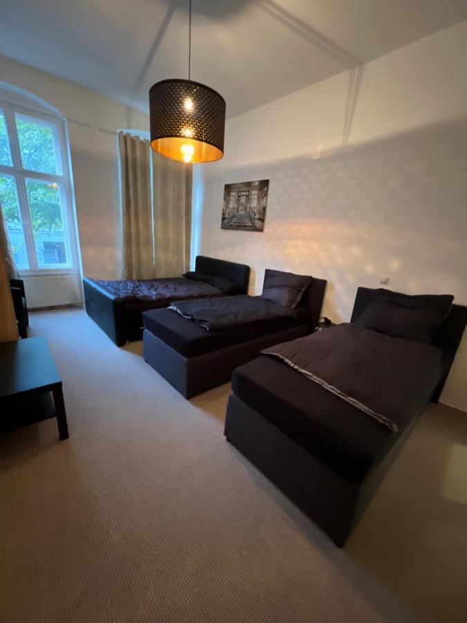 Apartment Fuer Familien, Freunde Oder Groessere Gruppen Bis Zu 8 Personen In Der Naehe Des Berliner Hauptbahnhofs Exterior foto